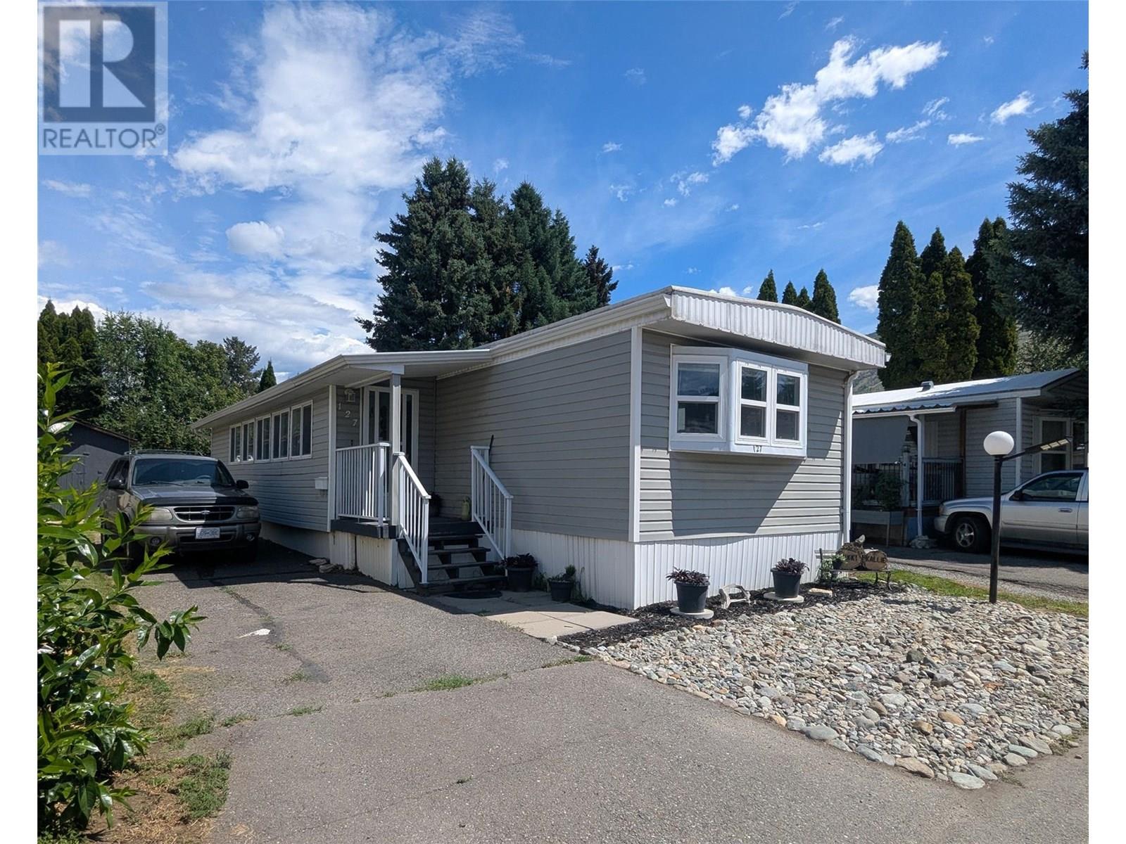 2400 Oakdale Way Unit# 127|Kamloops, British Columbia V2B6W7