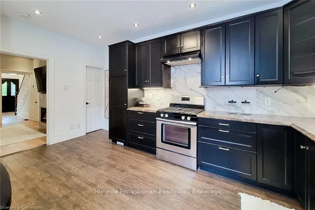 Additional image 21 of 116 Locke St