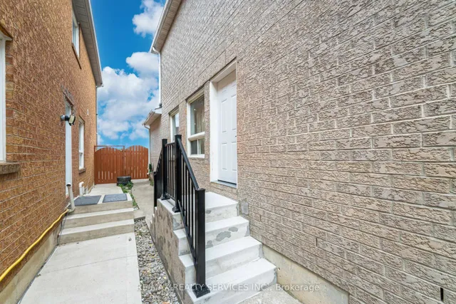 Additional image 34 of 71 Sand Cherry Cres