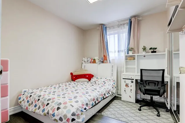 Additional image 20 of 52 Baylawn Dr