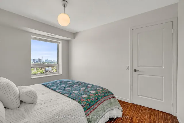 Additional image 33 of 60 Heintzman St Unit 2306