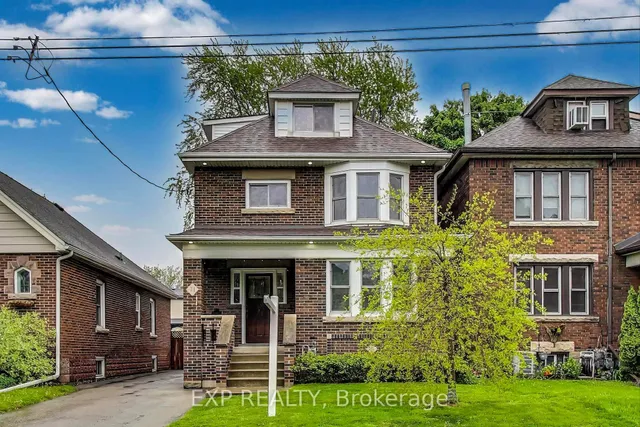71 Huxley Ave