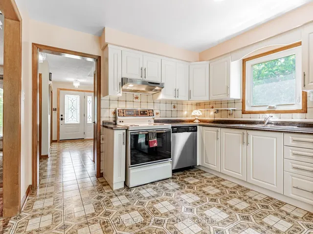 Additional image 12 of 44 Pottery Cres