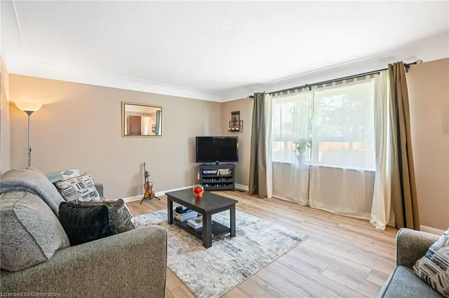 Additional image 10 of 73 Welbourn Dr