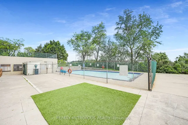 Additional image 26 of 5 Parkway Forest Dr Unit 303