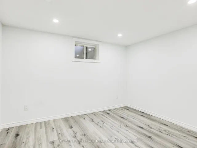 Additional image 15 of 36 Clark Ave