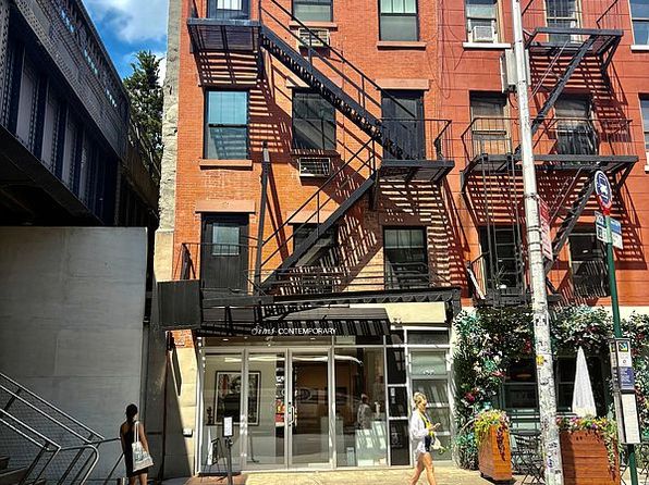 509 W 23rd St, New York, NY 10011