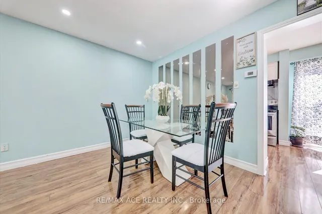 Additional image 14 of 88 Courtleigh Sq