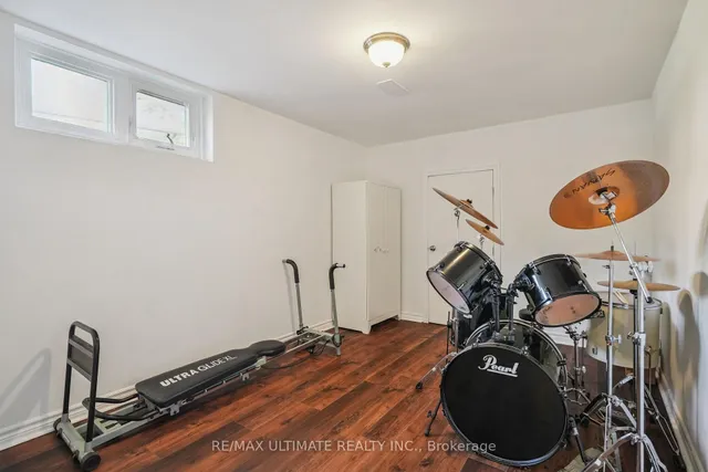 Additional image 23 of 35 Lemonwood Dr