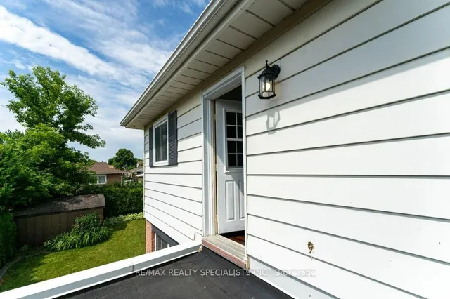 Additional image 22 of 68 Windermere Crt