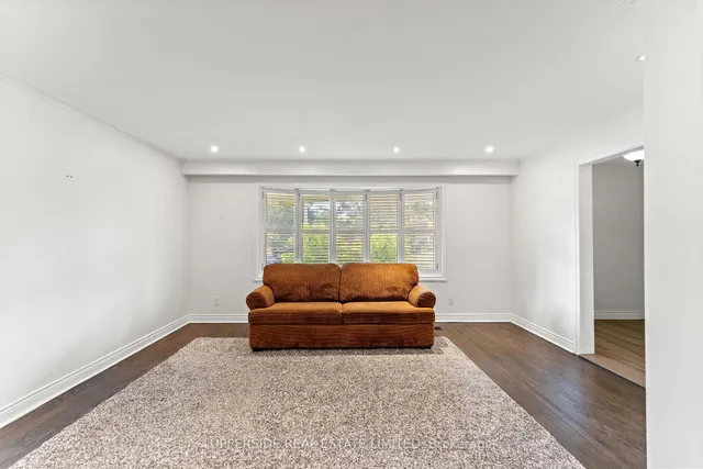 Additional image 10 of 16 Janellan Terr