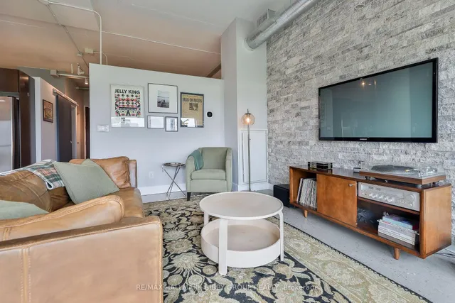 Additional image 6 of 2 Fieldway Rd Unit 505