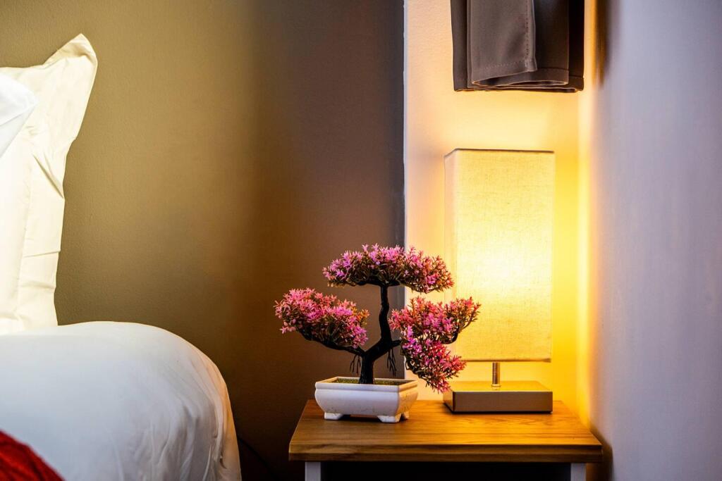 Additional image 16 of 165 Granville Street