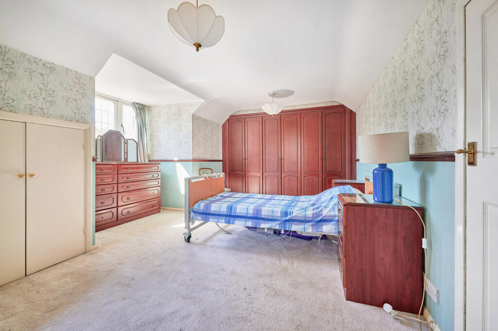 Additional image 18 of Wick Avenue, Wheathampstead, St. Albans, Hertfordshire, AL4