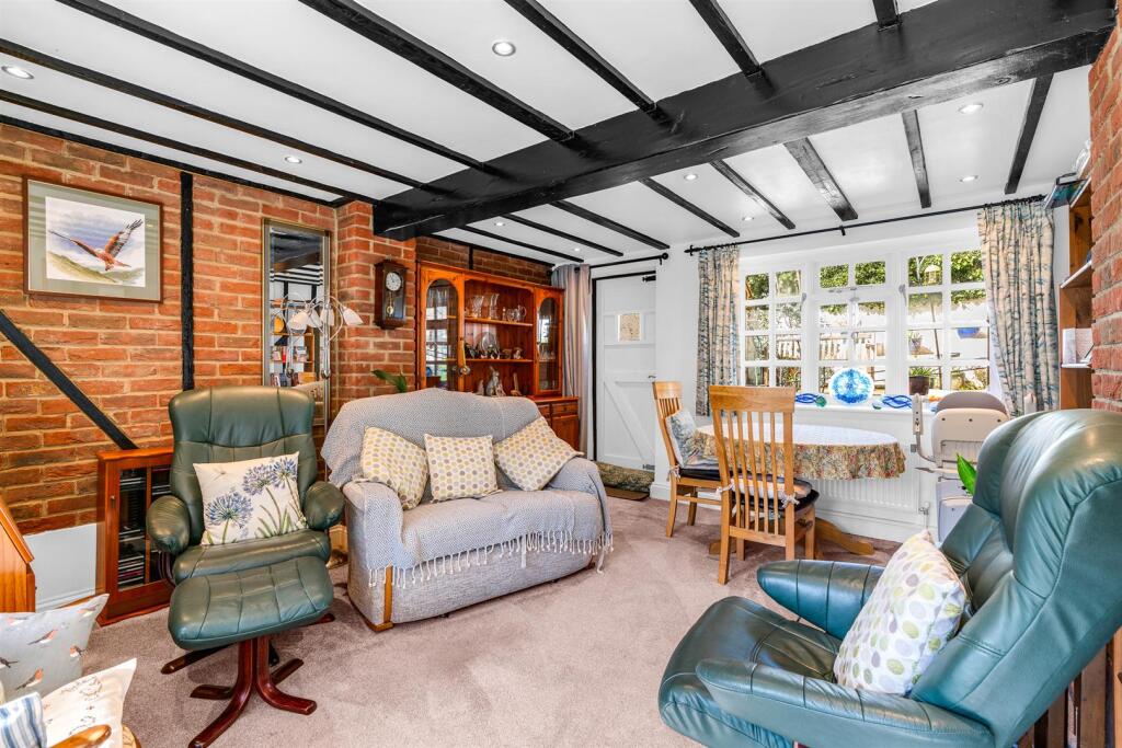 Additional image 16 of Church Street, Welwyn