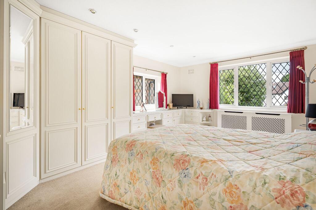 Additional image 12 of Pine Grove, Brookmans Park, AL9