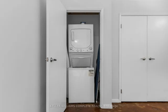 Additional image 9 of 11 Rebecca St Unit 402