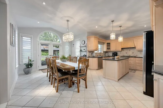 Additional image 9 of 27 Gaydon Ave