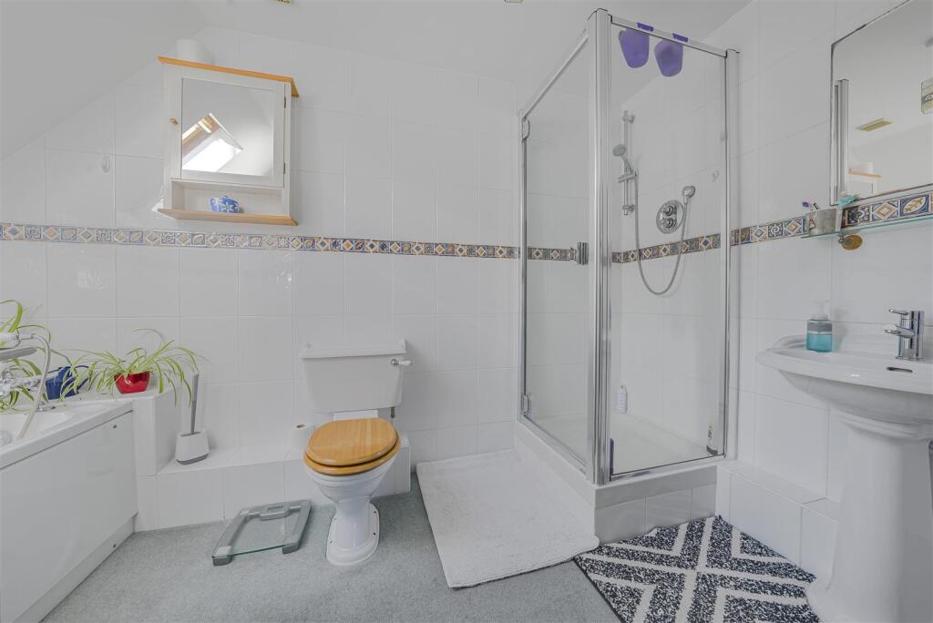 Additional image 15 of Bucknalls Drive, Bricket Wood, St. Albans