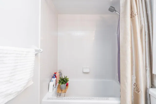 Additional image 13 of 2 Eva Rd Unit 2421