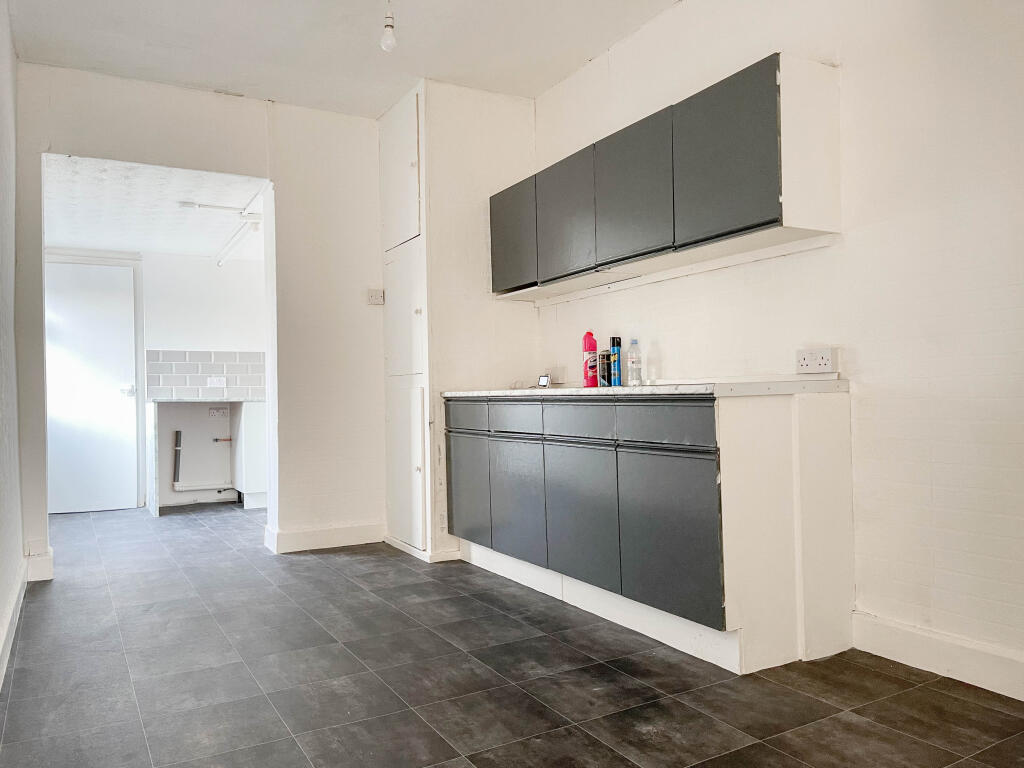 Additional image 4 of Garretts Green Lane, Birmingham, B26 2JN