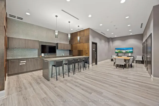 Additional image 24 of 35 Fontenay Crt Unit 1205