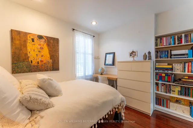 Additional image 12 of 18 Eastmount Ave