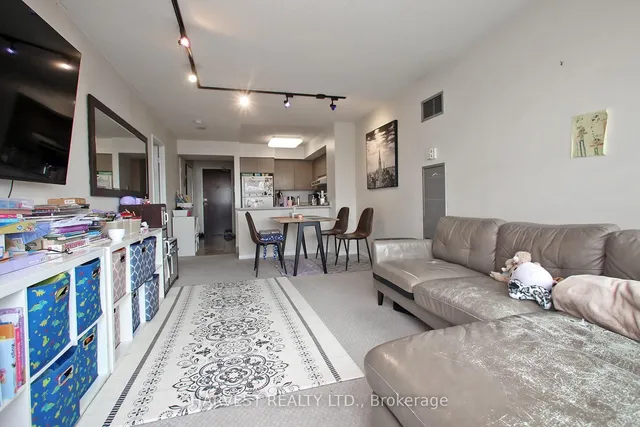 Additional image 17 of 750 Bay St Unit 3303