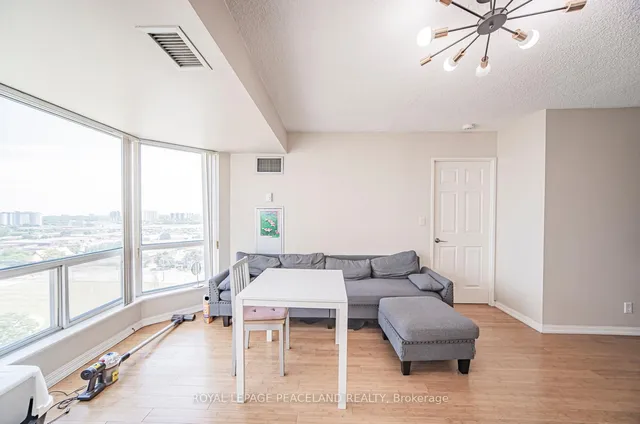 房产图片 14 - 多伦多李中心道1号 1905单元