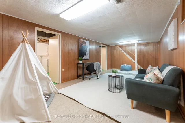 Additional image 21 of 30 Marowyne Dr