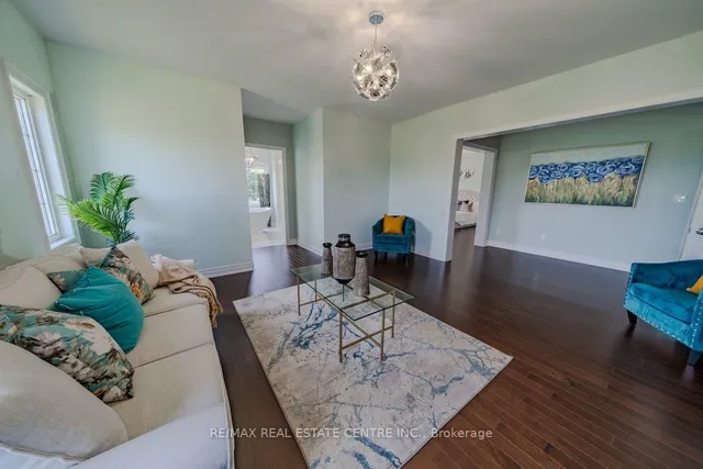 Additional image 30 of 22 Malaspina Clse