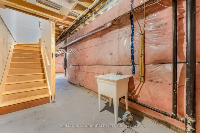 Additional image 28 of 6 Mia Dr