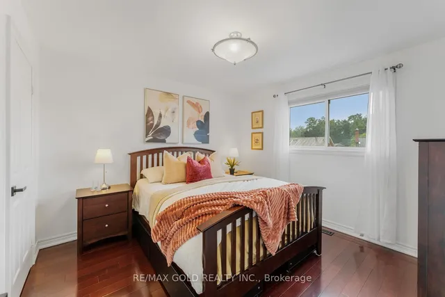 Additional image 29 of 17 Madrid Cres