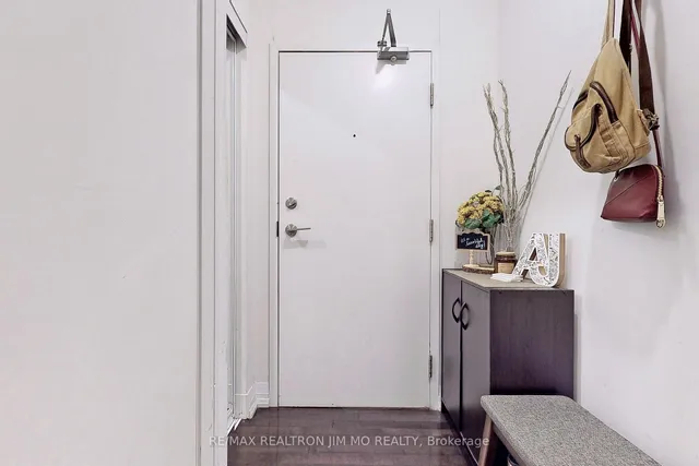 Additional image 24 of 21 Carlton St Unit 3809