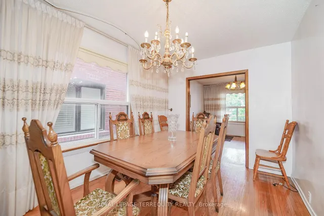 Additional image 14 of 12 Earlscourt Ave