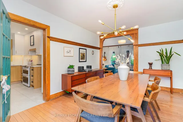 Additional image 12 of 48 Eastbourne Ave