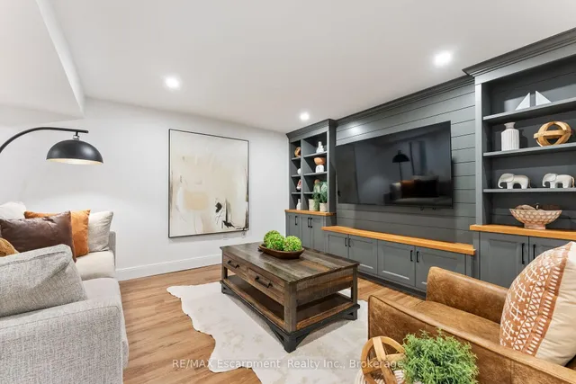 Additional image 29 of 671 Peele Blvd