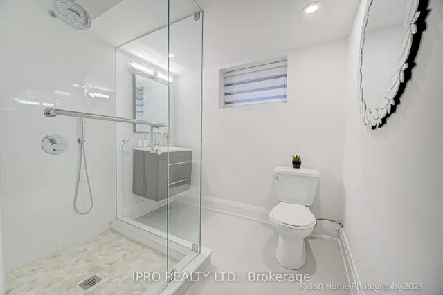 Additional image 33 of 238 Renforth Dr