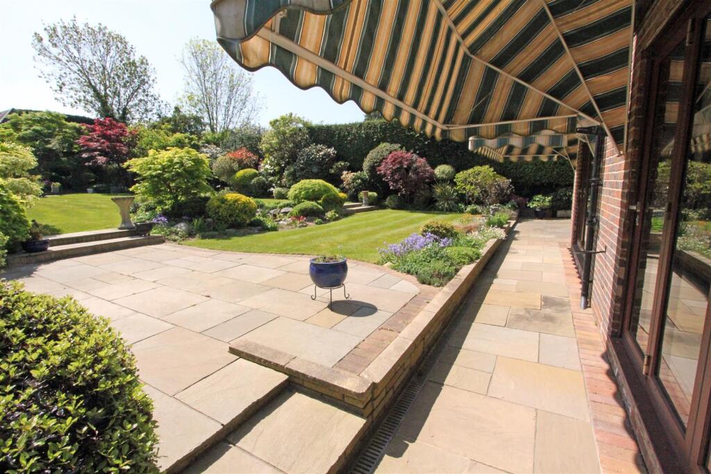 Additional image 31 of Brookmans Avenue, Brookmans Park, Hatfield