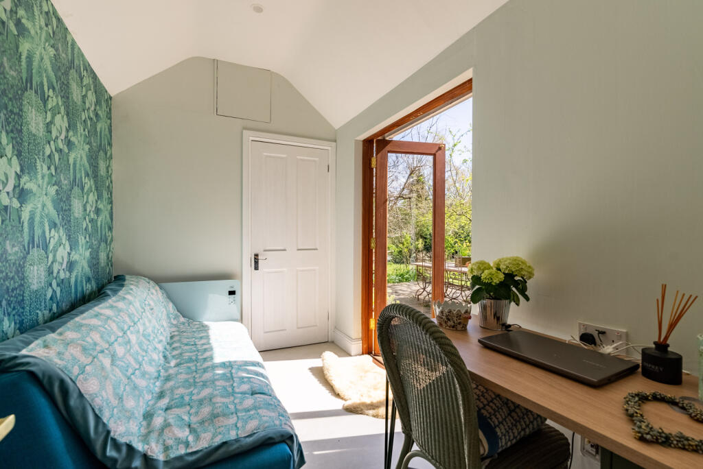 Additional image 7 of Lower Gustard Wood, Wheathampstead, St. Albans, Hertfordshire, AL4