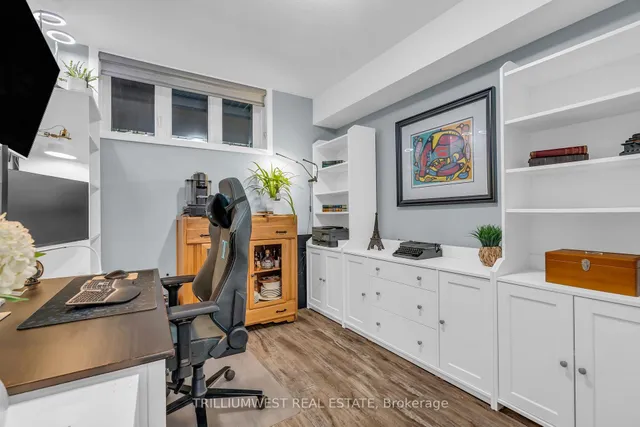 Additional image 22 of 160 Rochefort St Unit A19 (90)