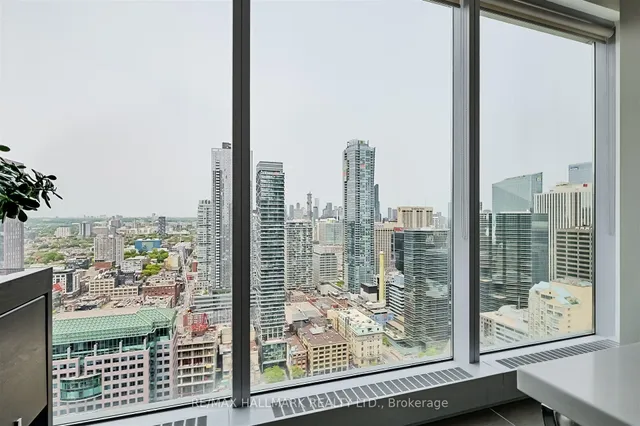 Additional image 32 of 183 Wellington St Unit 3303