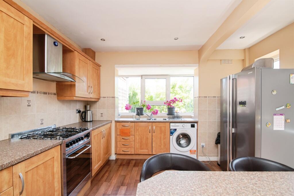 Additional image 7 of Pear Tree Drive, Birmingham