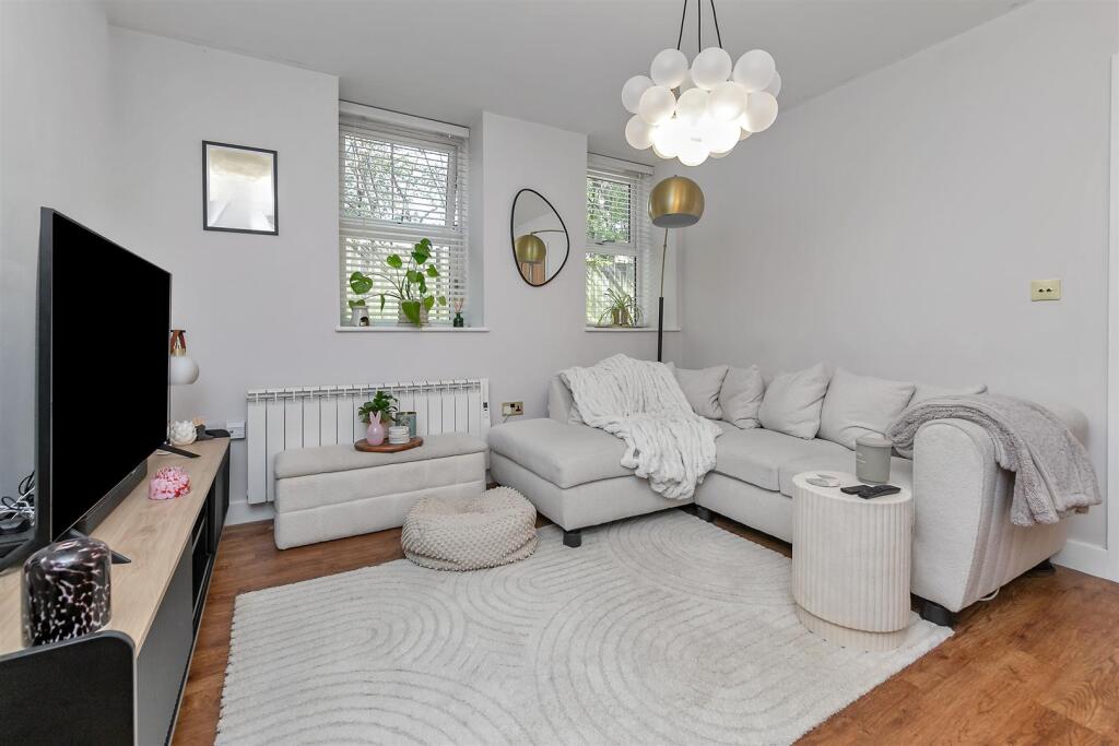 Additional image 7 of Porters Wood, St. Albans