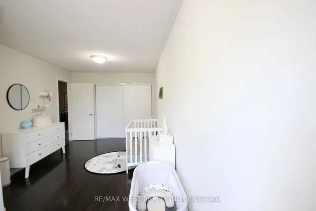 Additional image 34 of 57 Utopia Way