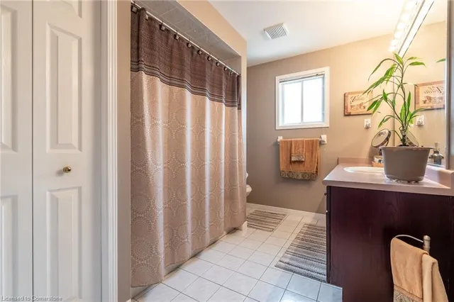 Additional image 18 of 13 Loneoak Cres