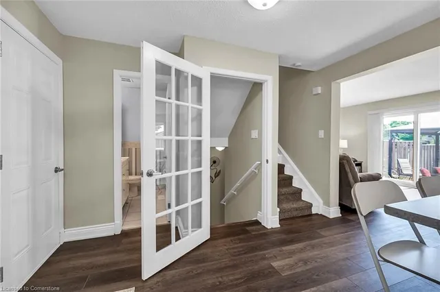 Additional image 24 of 11 Queenslea Dr Unit 153