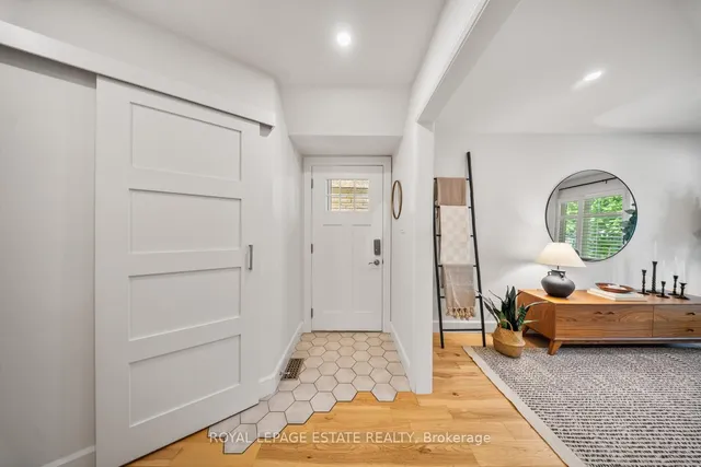 Additional image 4 of 6 Woodfield Rd