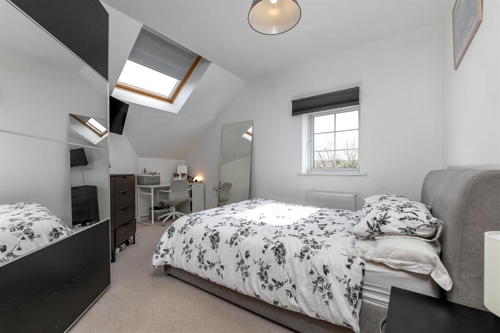 Additional image 8 of Millstone Way, Harpenden