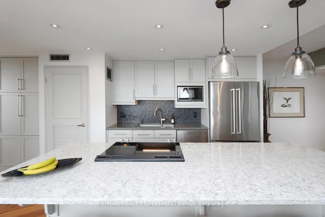 Additional image 8 of 1300 Bloor St Unit 1911